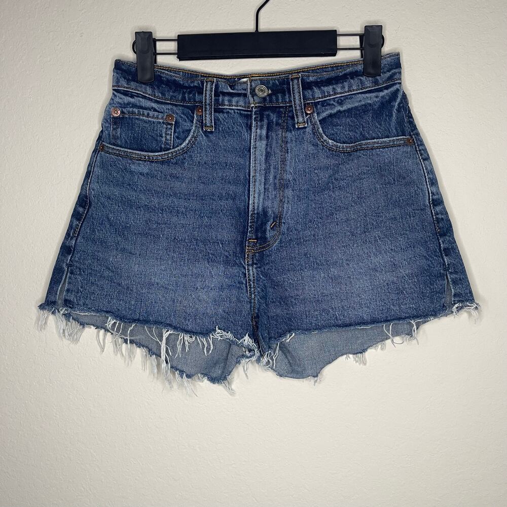 Abercrombie & Fitch Curve Lover The Mom Short High Rise Denim Shorts - Size 25/0